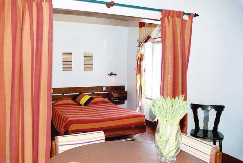 Hotel Apartamento Iate Portimão Exteriör bild