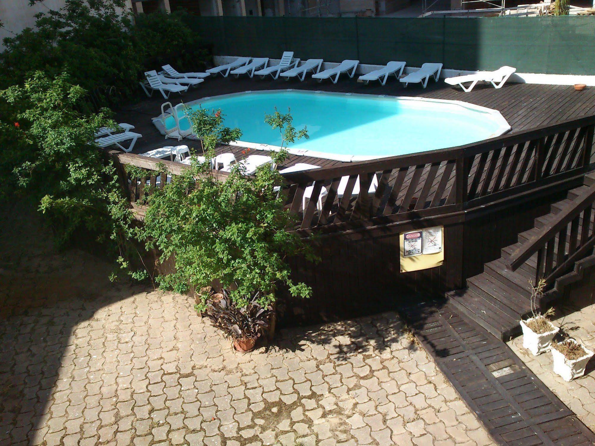 Hotel Apartamento Iate Portimão Exteriör bild
